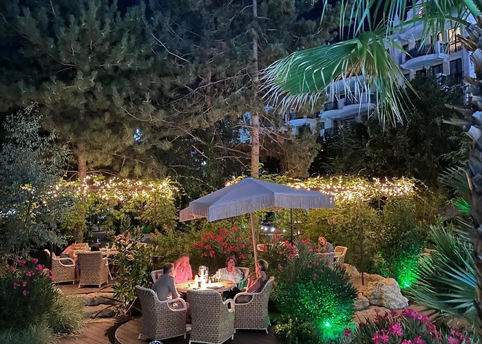 Harmony Grand - Gut アパート サニービーチ