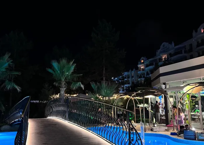 Harmony Grand - Gut アパート